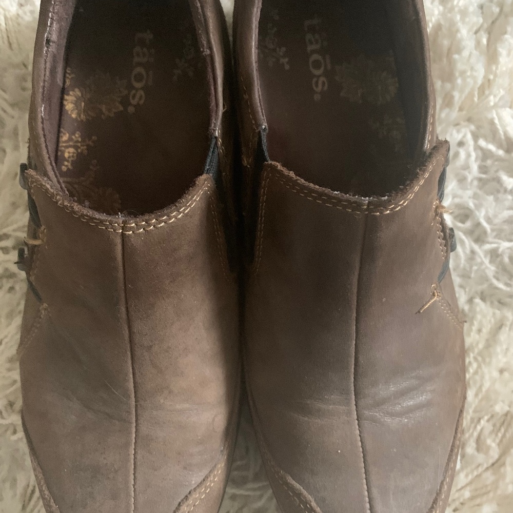 Leather boots